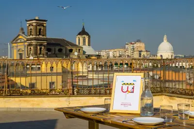 Image de Un Terrazzo Panoramico su Napoli by Wonderful Italy