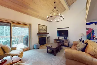 Image de Sunburst Condo 2786 - New listing. Great condo with Elkhorn Amenities