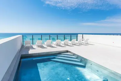 Image de Azzurro Sky|Private Deeded Beach|Gulf Front Villa with Private Rooftop Pool