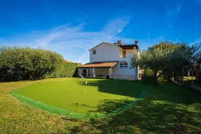 Image de Villa Golf House in Ližnjan - Haus für 9-10 Personen