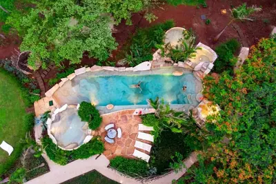 Image de Laticalodge - Staffed Private Villa 9br - 2 km Playa Negra - 30 min Tamarindo