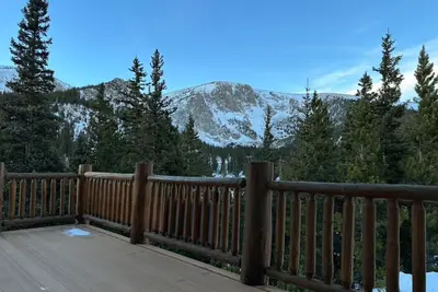 Image de Cozy Chalet in the Mountains