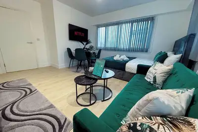 Image de Emerald Suite - 2 Bed Flat by Heathrow, Free Parking