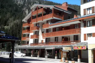 Image de À 300m des remontées, 3ème étage, balcon, télévision, casier à ski, 22m², Valfréjus