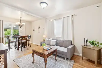 Image de New! Brighton Guesthouse (Walk to Metro)