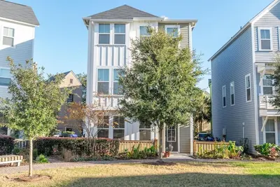 Image de The Newman Premier: Luxury 4br Park Circle Home