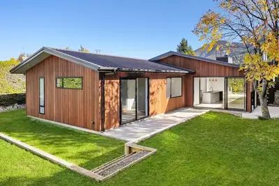 Image de Hawea Holiday Haven - Spacious, Private, Central - now with Stoked Hot Tub!