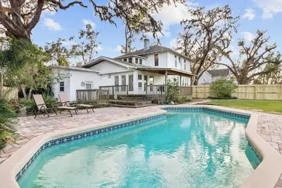 Image de 4 Bedroom Historic House, Pool, Downtown Dade City