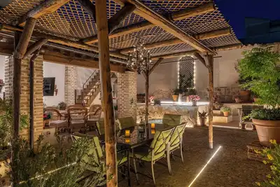 Image de Maison de vacances 'Casa Rural 5 Estrellas El Baluarte' avec piscine privée, jardin privé et Wi-Fi
