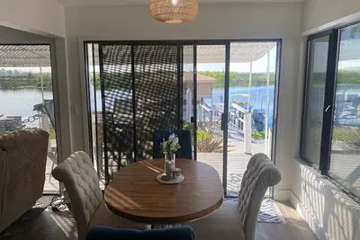 Image de 5 Min to Fast Waters! Waterfront Oasis awaits you!