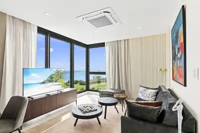 Image de B-701 Magnifique condo vue mer