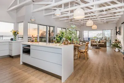 Image de Slipaway 1770 - magnificent home with majestic ocean water views, air conditioned