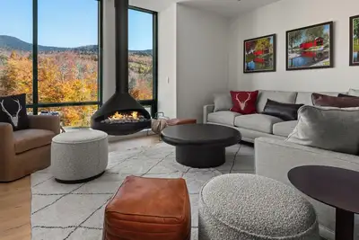 Image de Lux Mountainside 2 Bed Mountainside Condo