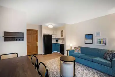Image de Stylish 2br Suite for a Relaxing Stay | Breakfast Included | 3 Units