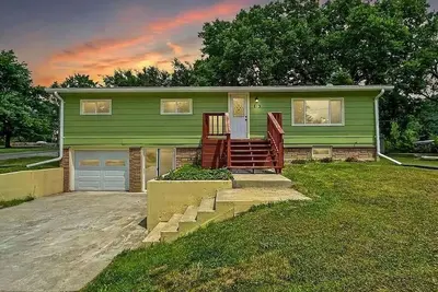 Image de The Green House! Sleeps 12