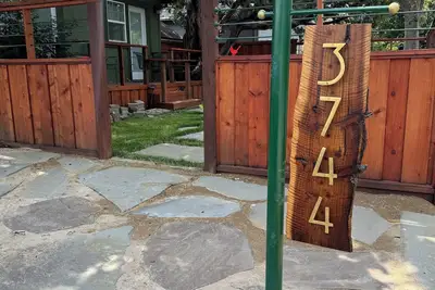 Image de Charming 3-bedroom house in the Napa Valley with a Cooks Kitchen. 30 day stay.