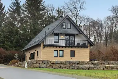 Image de Appartement 'Moderne Ferienwohnung' avec jardin partagé, balcon et Wi-Fi