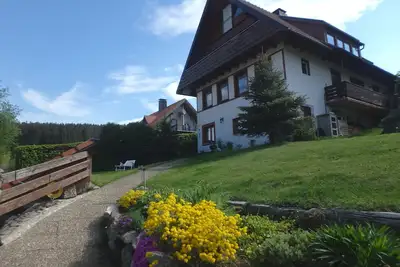 Image de Appartement \"3-zi-fewo\" avec terrasse partagée, jardin partagé et Wi-Fi