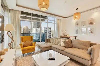Image de Luxury 2br Apt with waterfront views\n