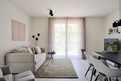 Image de Relax at Pine Hill Resort: Accessible apartment C 2 with garden view