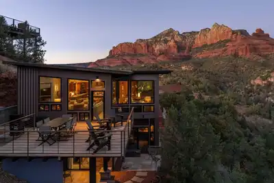 Image de Uptown Architectural Retreat - Incredible Views