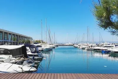 Image de Appartement à Roses, proche plage, accepte animaux