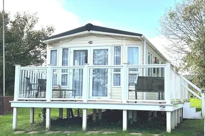 Image de 2 Bedroom Caravan Nv13, Lower Hyde, Shanklin, Isle of Wight