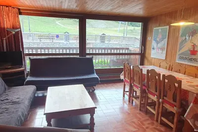 Image de Courchevel 1550 - face au pistes - 2 chambres avec 2 canapés lits dans le salon