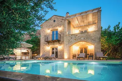 Image de Villa Antonousa - Heated Pool & Stunning Outdoors