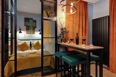 Image de Doki Living & Foodhall by Downtown Apartments