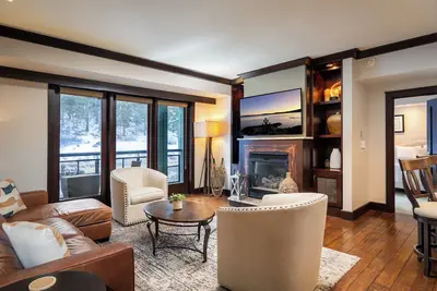 Image de New Listing! Ski-In/Ski-Out Northstar Constellation