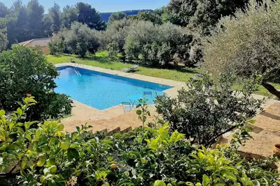 Image de Maison de caractère située au cœur des domaines viticoles de Bandol