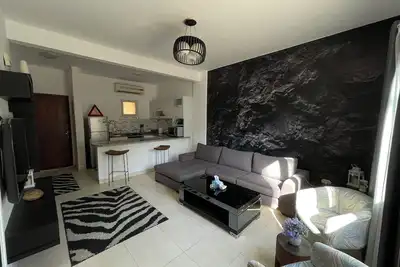 2-bedroom apartment in fantastic Hurgada Egypt with WiFi, Ac