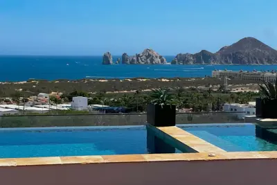 Image de Brand New 2024 Luxury 2 bdrm condo, Stunning Views in fabulous Cabo San Lucas!