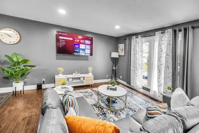 Image de Modern 4-bedroom house near Lake Decatur
