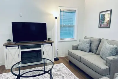 Image de Tiny Taylor Retreat - minutes from Ole Miss Campus
