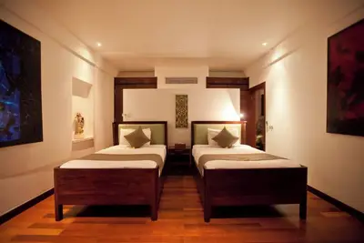Image de Spacious 6-bedroom villa near Mertasari Beach\n\n
