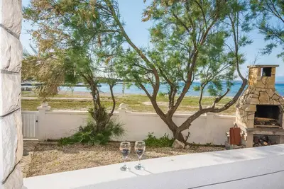 Image de Beachfront | 20 m from the beach | 2-4 persons