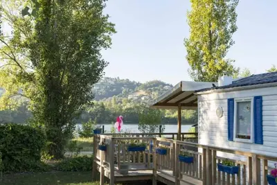 Image de Camping 3 étoiles - Piscine  - ccaegb0