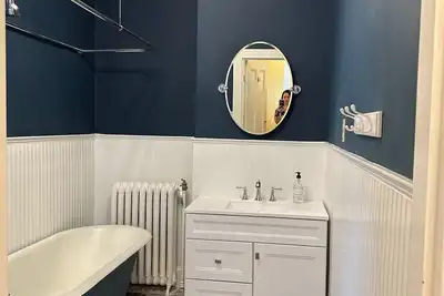 Image de Rivers Bluff - Sunny 1-bedroom suite in Downtown Ellsworth