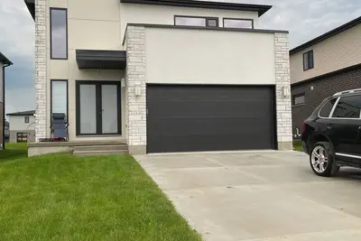 Image de Family home with modern style