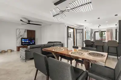 Image de Luxury 2br, 2ba condo in Marina Vallarta. Dream kitchen, golf, fishing packages.