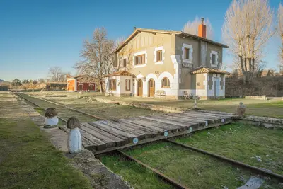 Image de Maison de campagne \"La Estación De Rabanera\" avec jardin privé