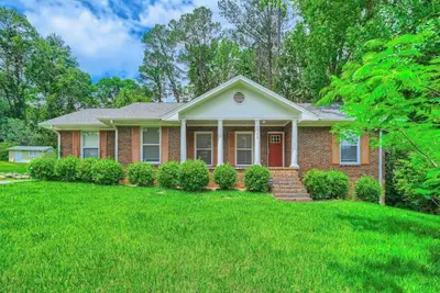 Image de A Spacious Getaway: Perfect Home for Family/Group Stays
