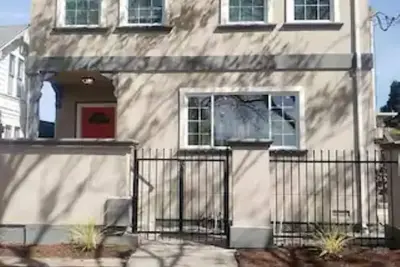 Charming 3-bed & 3 bath 1. 6 miles from Downtown Berkeley
