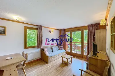 Image de 2 pièces 2** - 4 pers - Plein Sud - Piscine -Wifi - Parking couvert