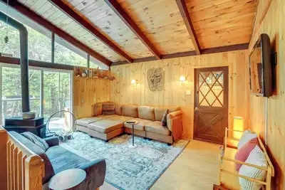 Image de Treehouse Chalet Near Mt. Snow w/ On-Site Trails!