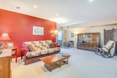 Image de Walk to Parks & Dining: Quaint Alexandria Condo!