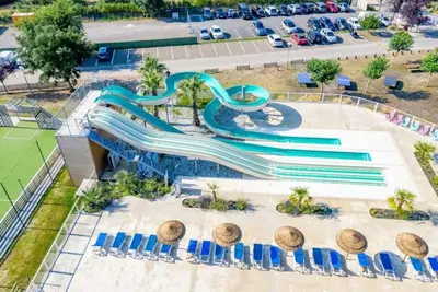 Image de Camping - Funpass inclus - Parc aquatique - eeb0ai