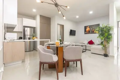Image de Luxury 1br with balcony, Direct Access to 5th Ave